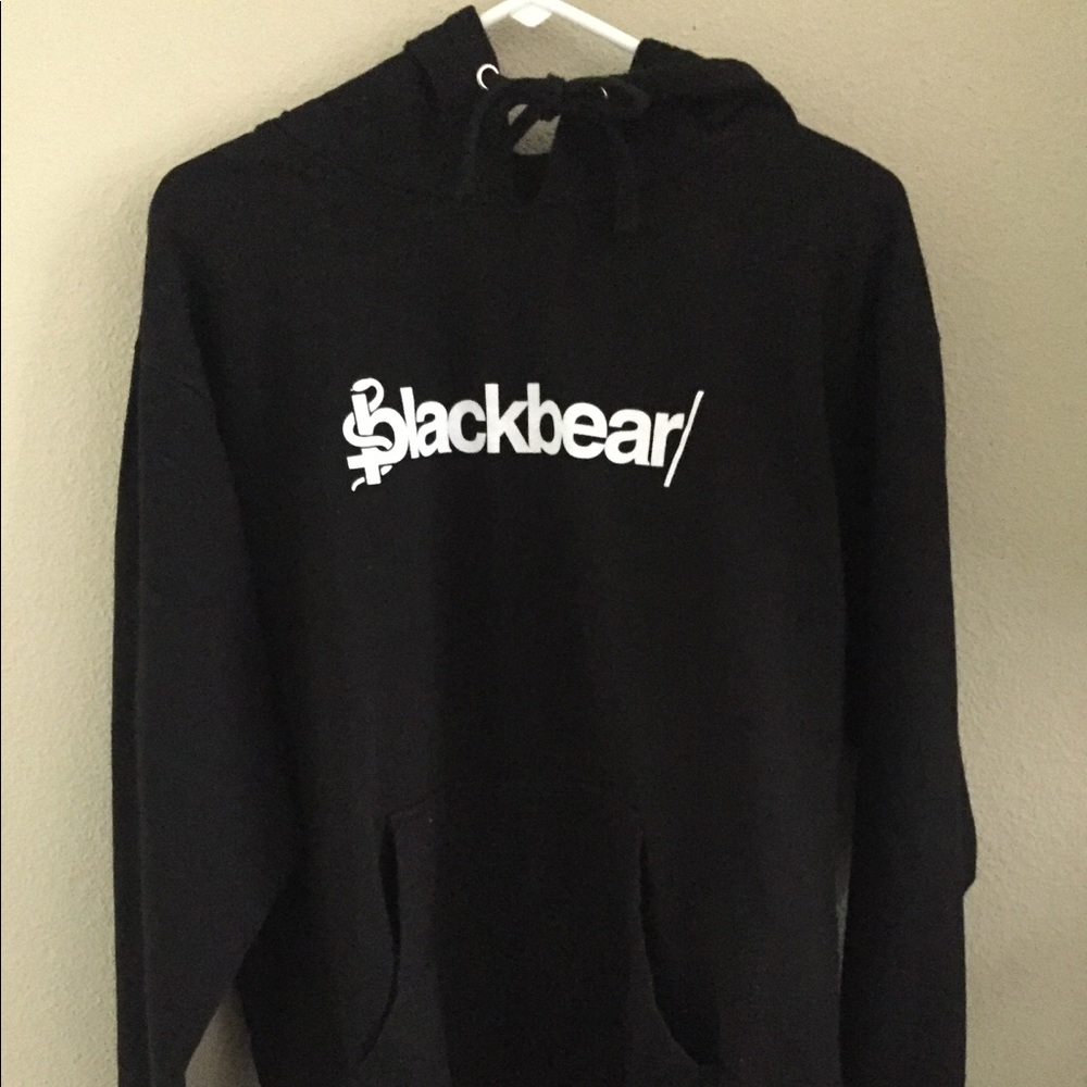 Black Bear Hoodie Merch 

Size: Large